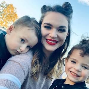 Meet your Posher, Jonni